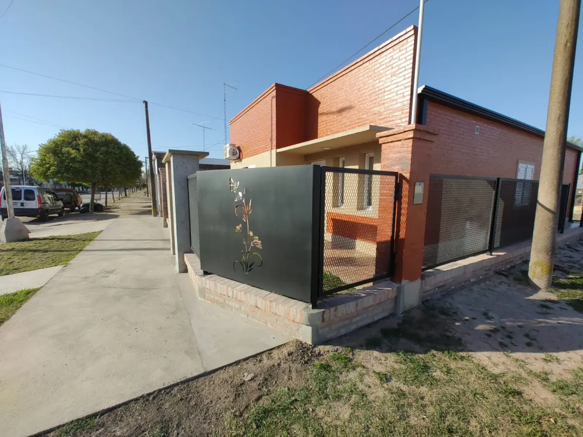 Proyecto: Reja Perimetral Moderna - Diseño contemporáneo con máxima seguridad